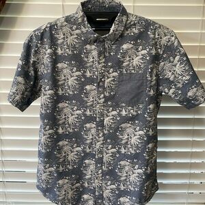 Retrofit Button Down Shirt Size XL